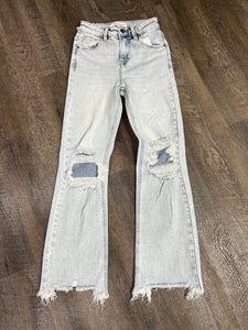 High Rise-Crop Straight Jeans