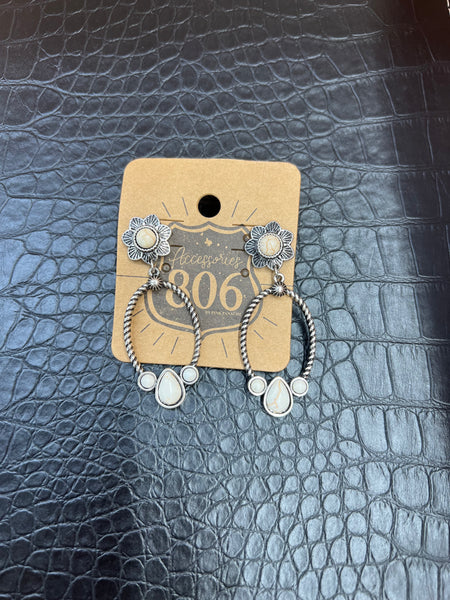 806 Assorted White Western Earrings