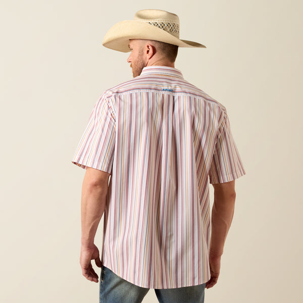July26 10073597 Ariat Men's Pro Series Neil Classic Fit Short Sleeve Shirt