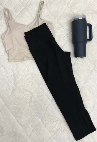 Plus Wide Waist Band Capri Leggings